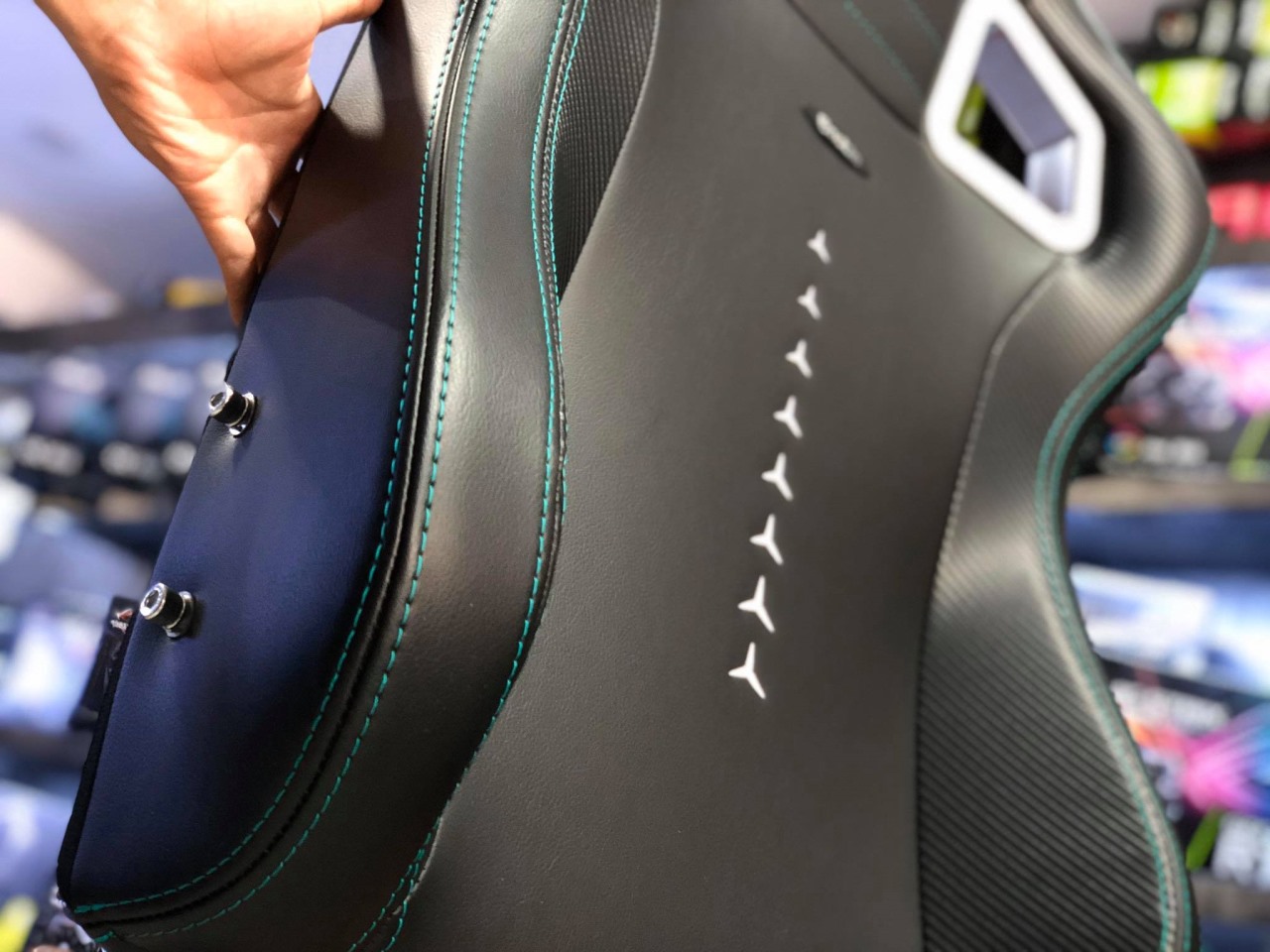 Noblechairs MercedesAMG Petronas Motorsport Special Edition Gaming