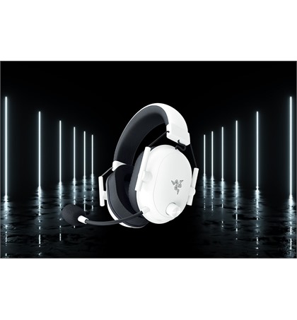 Razer BlackShark V2 HyperSpeed - Wireless Ultra-Lightweight Esports Headset - White Edition